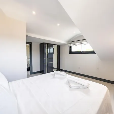 Villa Capella Vıllas *